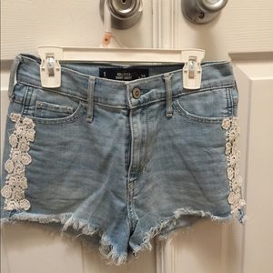 Hollister short-short high rise short